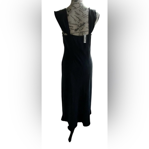 NWT Madewell Square-Neck Midi Dress Sz 6
NO103 - Picture 8 of 13